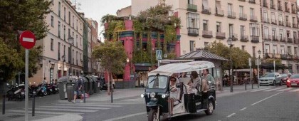 Madrid: Private City Tour by Eco Tuk Tuk